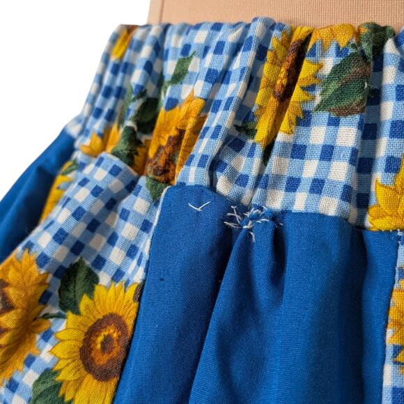 Gingham Sunflower Square Dancing Skirt - Alternating patchwork MEDIUM - Picture 2 of 5
